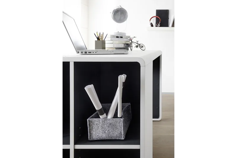 Tadeo Hurts - Hvit/Grå - Møbler - Bord - Kontorbord - Skrivebord