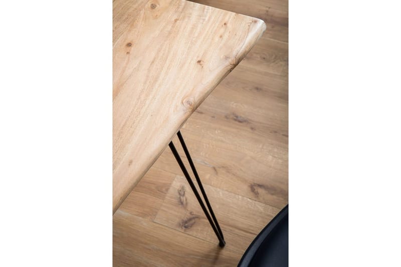 Skrivebord Wohnling Heltre 150 cm Trekantet kant med hårnålben Landlig stil - Møbler - Bord - Kontorbord - Skrivebord