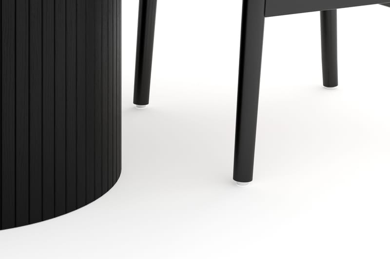 Kopparbo Matgruppe 106 cm Rund med 4 Dastoori Spisestol - Svart - Møbler - Bord - Spisegruppe