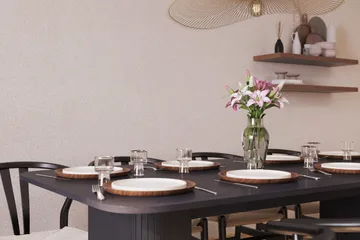 Kopparbo Matgruppe forlengelsesbart 200-260 cm med 8 Dastoori Spisestol - Svart - Møbler - Bord - Spisegruppe