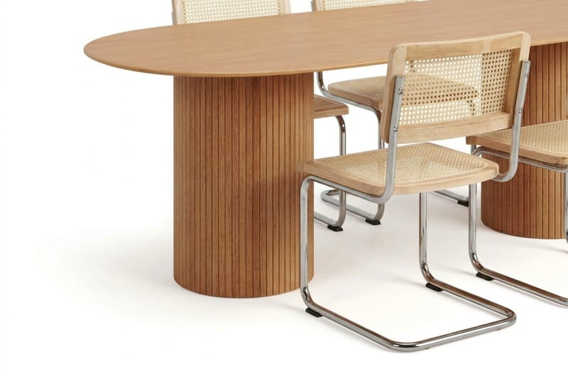 Kopparbo spisegruppe oval 220 cm eik med 8 Build spisestoler - Eik - Møbler - Bord - Spisegruppe