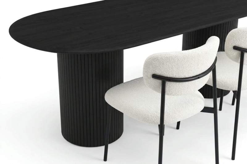 Kopparbo spisegruppe oval 220 cm svart med 8 Lucy spisestoler - Svart - Møbler - Bord - Spisegruppe