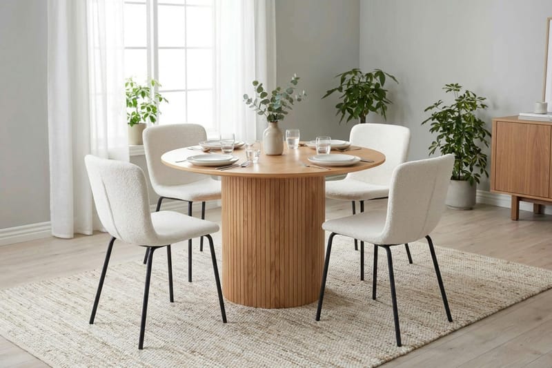 Kopparbo spisegruppe rund 110 cm eik med 4 Katy spisestoler - Eik - Møbler - Bord - Spisegruppe