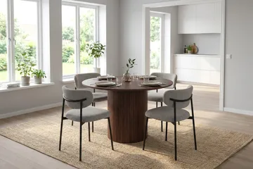 Kopparbo spisegruppe rund 110 cm valnøtt med 4 Lucy spisestoler - Valnøtt - Møbler - Bord - Spisegruppe