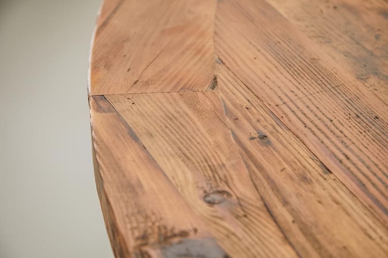 Lyon rund spisegruppe Ø150 cm med 4 Viktoria-stoler - Vintage natur/Hvit/Grå - Møbler - Bord - Spisegruppe