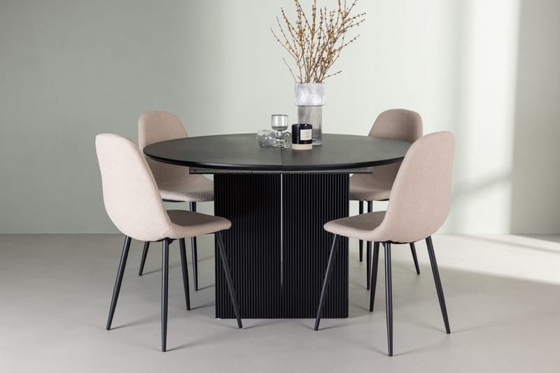 Matilda uttrekkbart spisebord 130/180 cm med 4 Polar spisestoler