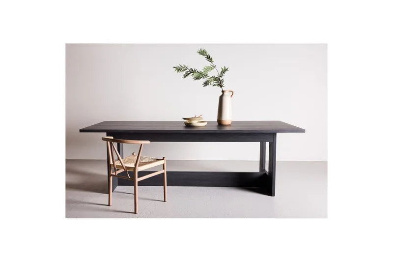 Milly Spisebord 235X100 Cm - Svart - Møbler - Bord - Spisebord & kjøkkenbord