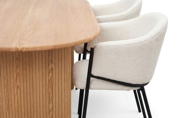 Noira Rektangulær Spisegruppe 220 cm – Spisebord med 6 Filip Spisestoler i Tre med Eikeutseende - Natur - Møbler - Bord - Spisegruppe