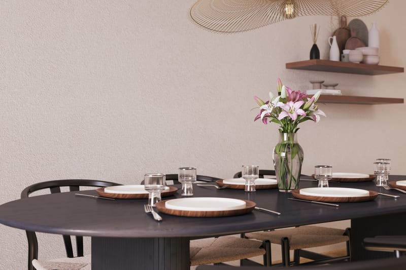 Noira Spisegruppe 220 cm Eik med 6 Dastoori Spisestoler - Svart - Møbler - Bord - Spisegruppe