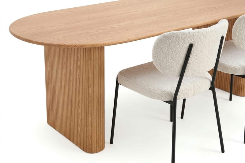 Noira spisegruppe rektangulær 220 cm eik med 6 Gemmiano spisestoler - Eik - Møbler - Bord - Spisegruppe