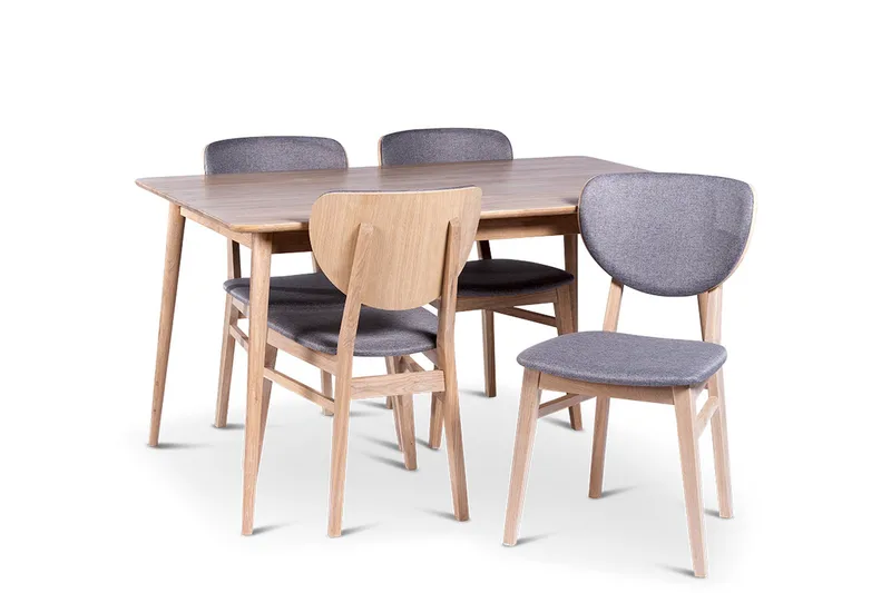 Odense spisegruppe 140 cm med 4 Borgholm stoler i massivt tre