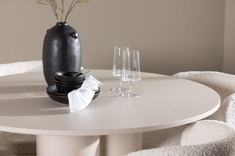 Olivia spisebord 110 cm med 4 Agnes spisestoler - Møbler - Bord - Spisegruppe