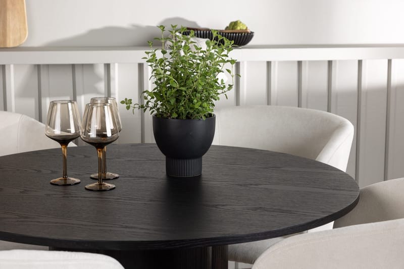 Olivia spisebord 110 cm rundt med 4 Day spisestoler - Møbler - Bord - Spisegruppe