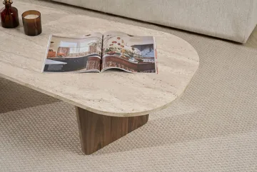 Omari Sofabord 130 cm - Travertin og valnøtt - Møbler - Bord - Sofabord & salongbord