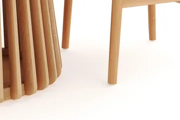 Peyra Matgruppe 120 cm Rund Eik med 4 Dastoori Spisestol - Natur - Møbler - Bord - Spisegruppe