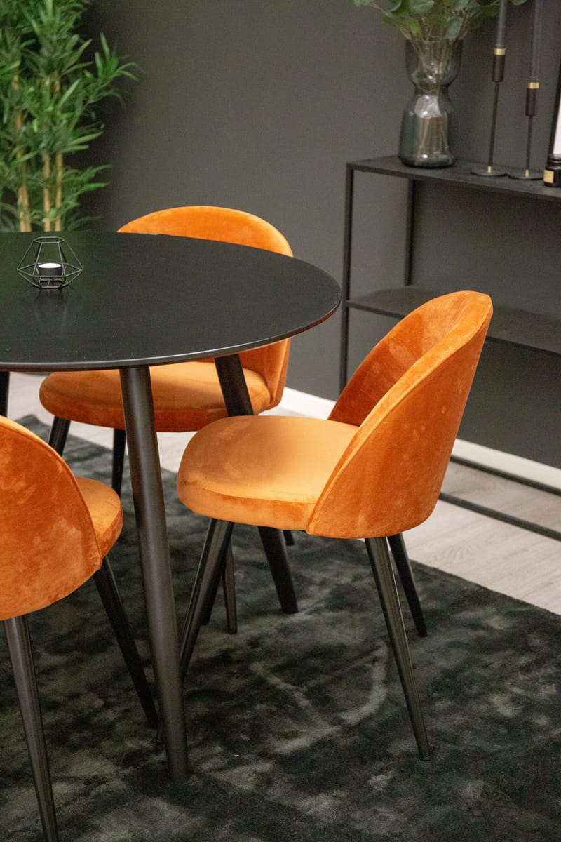 Plaza spisebord 100x100 cm med 4 Velvet spisestoler i fløyel - Møbler - Bord - Spisegruppe