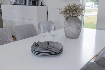 Polar Spisegruppe 180 cm Rektangulær med 6 Plaza-stoler - Grå - Møbler - Bord - Spisegruppe