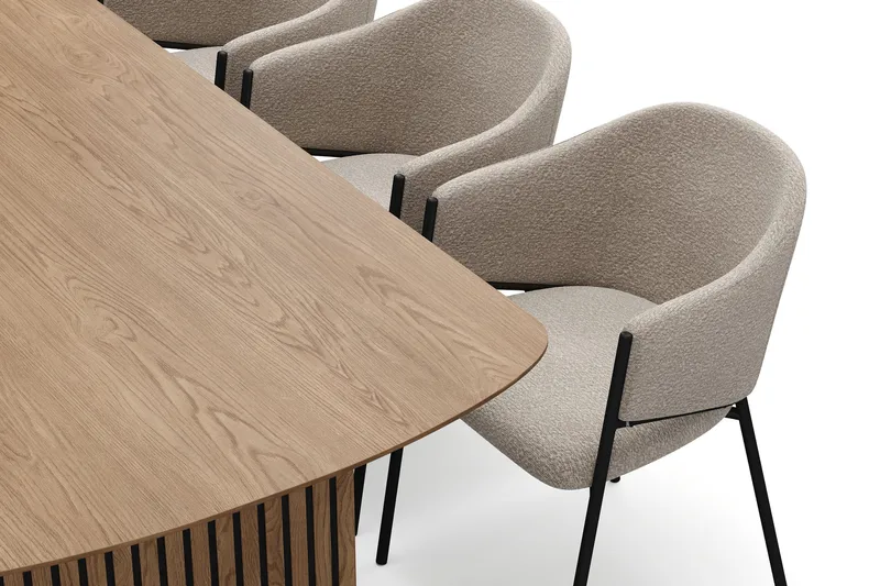 Richeto Spisebord 210 cm med 6 Filip Spisestoler - Naturlig finish / Taupe Bouclé - Møbler - Bord - Spisegruppe