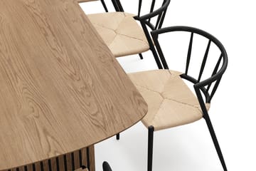 Richeto Spisebord 240 cm med 8 Winston Spisestoler - Naturlig finish / Beige / Metallben Svart - Møbler - Bord - Spisegruppe