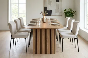 Richeto spisegruppe eik 210 cm med 6 Elsie spisestoler - Eik/hvit - Møbler - Bord - Spisegruppe