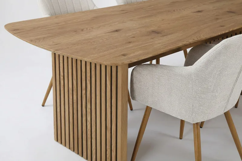 Richeto spisegruppe eik 210 cm med 6 Filippa spisestoler - Eik/hvit - Møbler - Bord - Spisegruppe