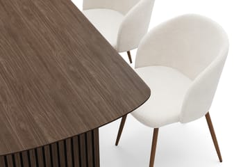 Richeto Spisegruppe med 4 Greya Spisestoler med Armlener - Røkt Eik/Hvit Bouclé - Møbler - Bord - Spisegruppe