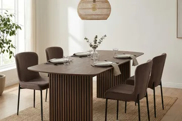 Richeto spisegruppe røkt eik 180 cm med 4 Elsie spisestoler - Røkt eik/brun - Møbler - Bord - Spisegruppe