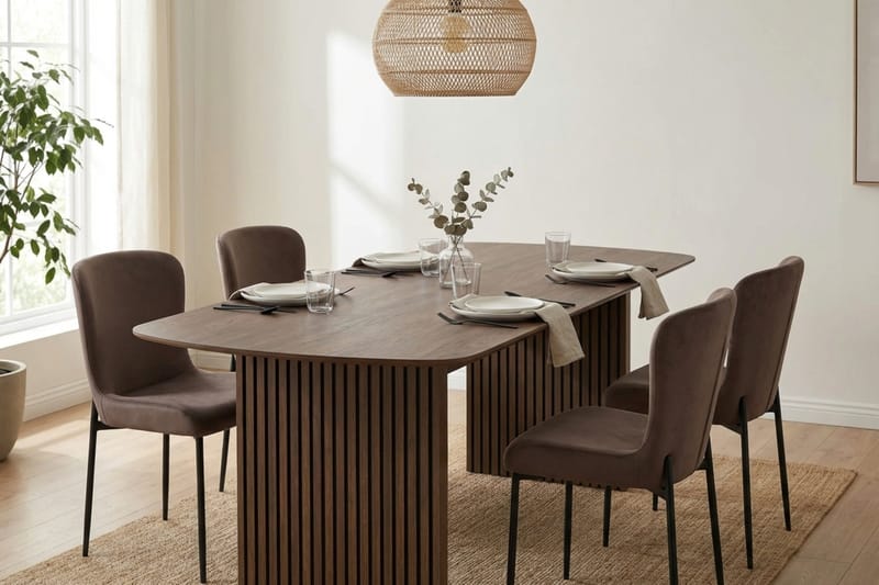 Richeto spisegruppe røkt eik 180 cm med 4 Elsie spisestoler - Røkt eik/brun - Møbler - Bord - Spisegruppe