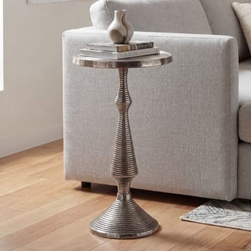 Rivnor rundt sidebord 30 cm i aluminium - sølv - Møbler - Bord - Barbord & ståbord