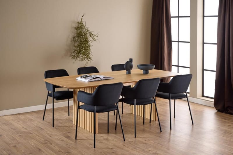 Saku Stort Rektangulært Spisebord 220 cm med Tre- og Eikeutseende - Beige - Møbler - Bord - Spisebord & kjøkkenbord