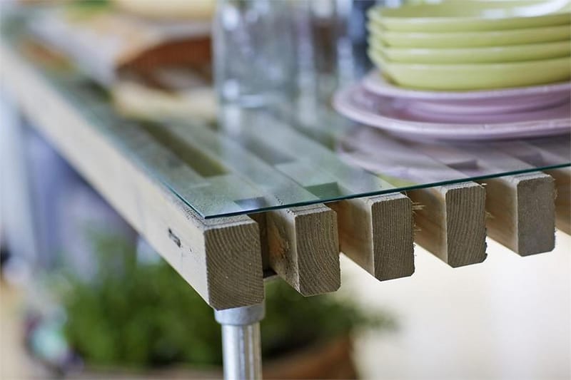 Grill/arbeidsbord av terrassebord Design 140x49x90 cm m/hjul - Tre - Trillebord & Serveringsbord - Rullevogn, rullebord & serveringsbord