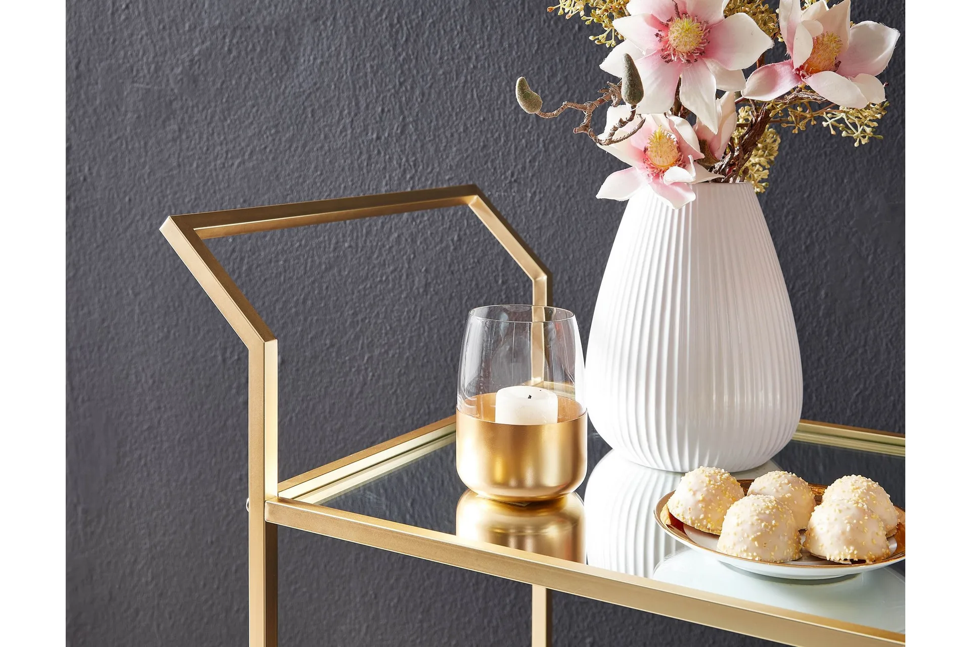 Serveringsvogn Kolanda - Gull - Møbler - Bord - Serveringsvogn & serveringsbord - Trillebord & Serveringsbord