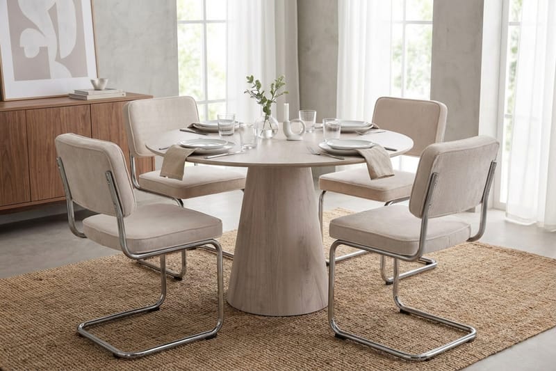 Siena spisegruppe rund 110 cm hvitlasert med 4 Milva spisestoler - Hvitlasert/Beige/krom - Møbler - Bord - Spisegruppe