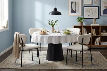 Siena spisegruppe rund 110 cm svart med 4 Lucy spisestoler - Svart - Møbler - Bord - Spisegruppe