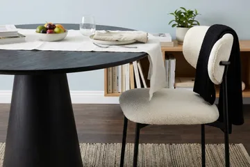 Siena spisegruppe rund 110 cm svart med 4 Lucy spisestoler - Svart - Møbler - Bord - Spisegruppe