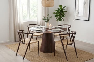Siena spisegruppe rund 110 cm valnøtt med 4 Winston spisestoler - Valnøtt - Møbler - Bord - Spisegruppe