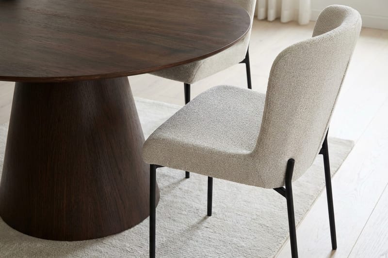 Siena spisegruppe rund 130 cm røkt eik med 6 Elsie spisestoler - Røkt eik/Hvit - Møbler - Bord - Spisegruppe