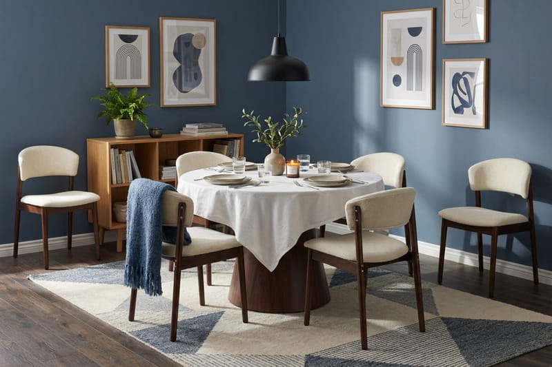 Siena spisegruppe rund 130 cm valnøtt med 6 Nala spisestoler - Valnøtt - Møbler - Bord - Spisegruppe