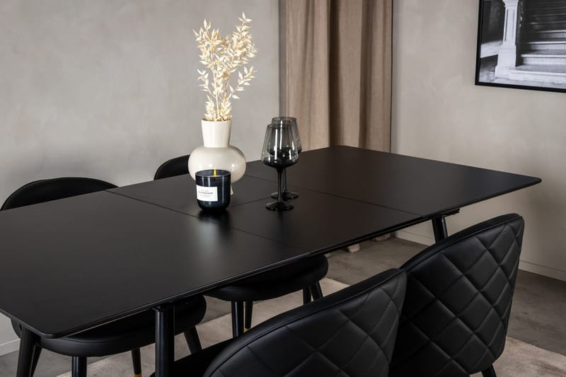 Silar Rektangulær Spisegruppe 120-160 cm med 4 Velvet Spisestoler - svart - Møbler - Bord - Spisegruppe