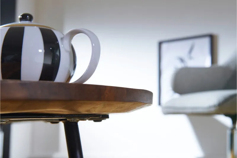 Fanks Sofabord 122 cm Njurformat - Massivt Tre/Svart - Møbler - Bord - Sofabord & salongbord