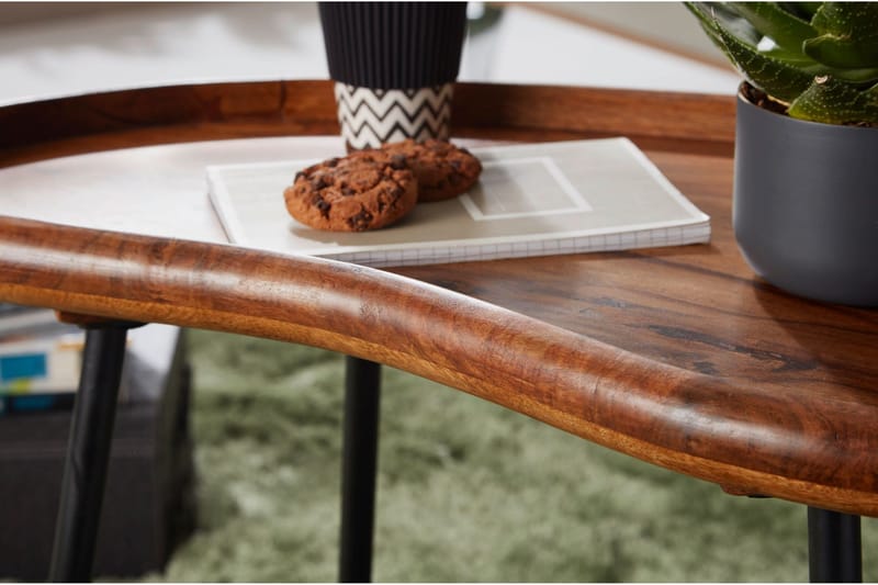 Mondry Sofabord 79 cm Njurformat - Massivt Tre/Svart - Møbler - Bord - Sofabord & salongbord