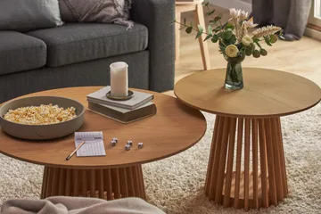 Peyra Sofabord 60 cm Rundt Eik - Natur - Møbler - Bord - Sofabord & salongbord