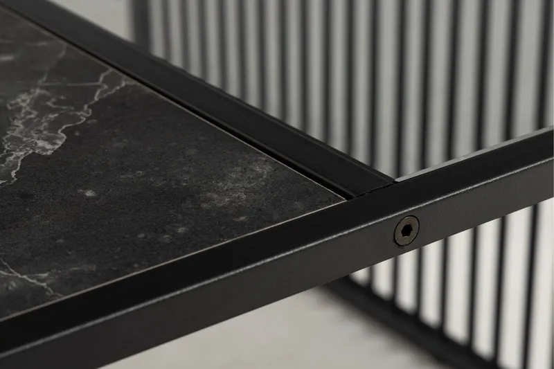 Saklani Sofabord 80x80 cm - Sort - Møbler - Bord - Sofabord & salongbord