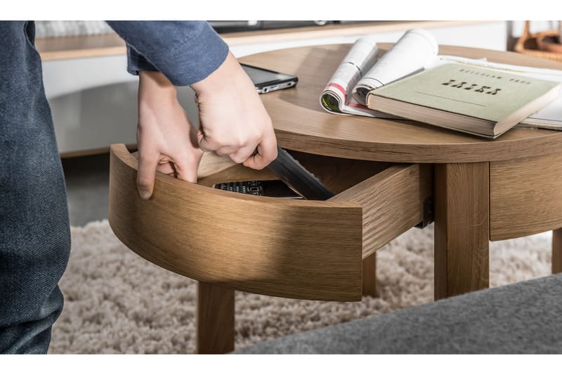 Sofabord Simple 54 cm Rundt med Oppbevaringshylle Natur - VOX - Møbler - Bord - Sofabord & salongbord