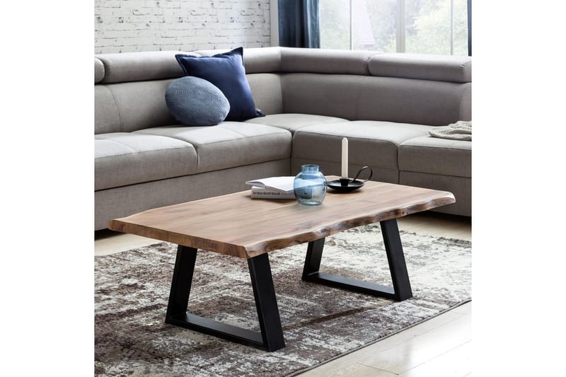 Sofabord Wohnling Gaya heltre Akasie trekantet kantutseende landlig stil - Møbler - Bord - Sofabord & salongbord