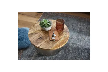 Sofabord Wohnling Massivt tre 60 cm industriell med naglet lagringsplass - Møbler - Bord - Sofabord & salongbord