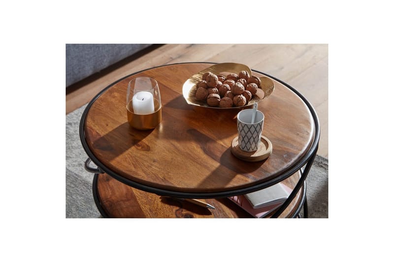 Sofabord Wohnling Massivt tre rundt 58 cm med 2 brett og sirkelformet metallramme - Møbler - Bord - Sofabord & salongbord