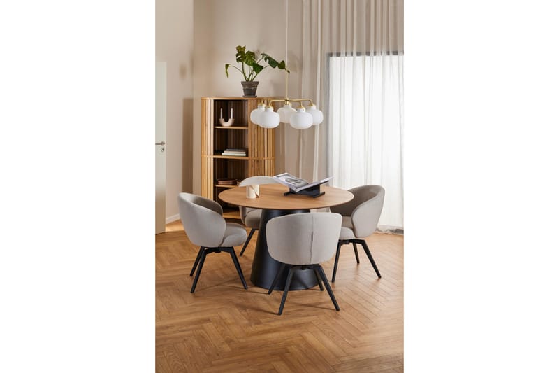 Soli Spisebord 120x120 cm Rundt - Natur - Møbler - Bord - Spisebord & kjøkkenbord