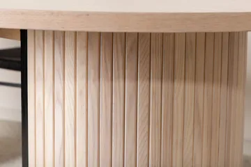 Bianca Spisebord 200 cm Ovalt - Beige - Møbler - Bord - Spisebord & kjøkkenbord