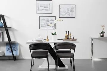 Cesi Rektangulært Spisebord 140 cm i Malt Tre - Hvit|Svart - Møbler - Bord - Spisebord & kjøkkenbord